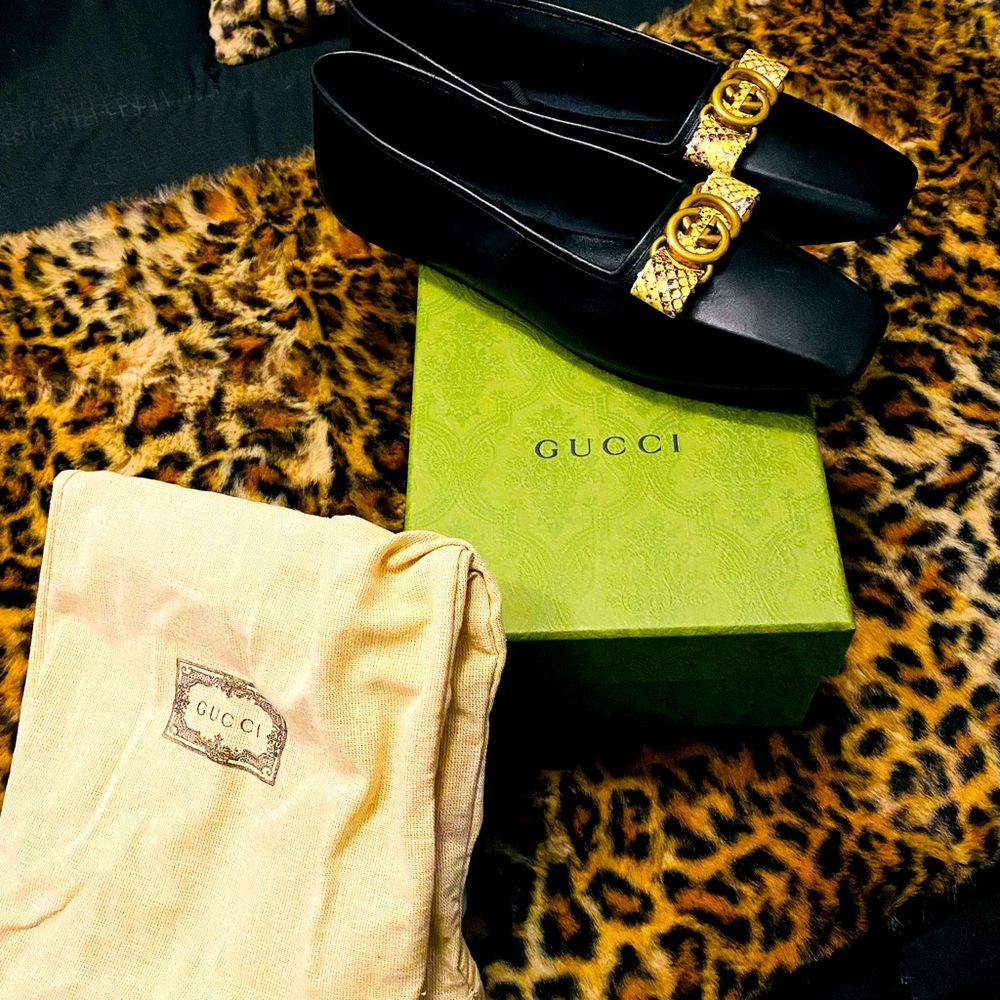 Gucci Flats Size 41 Never Worn